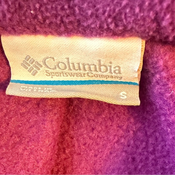 Women’s Columbia purple fleece vest size small - Picture 3 of 3